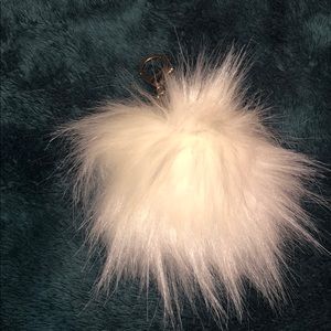 Oversized Key Chain Puff